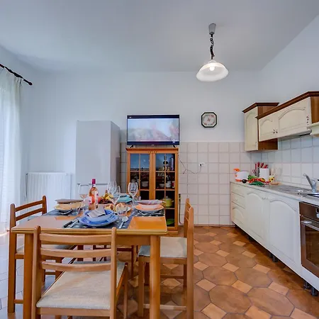 Apartamento Charming La Gelosia Few Min From - Happy Monvalle