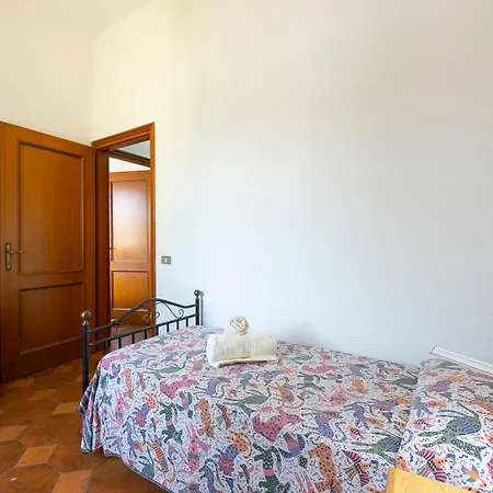 Charming La Gelosia Few Min From - Happy Apartment